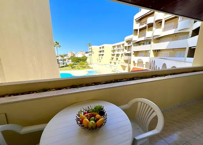 Albufeira Concept 2 With Pool By Homing