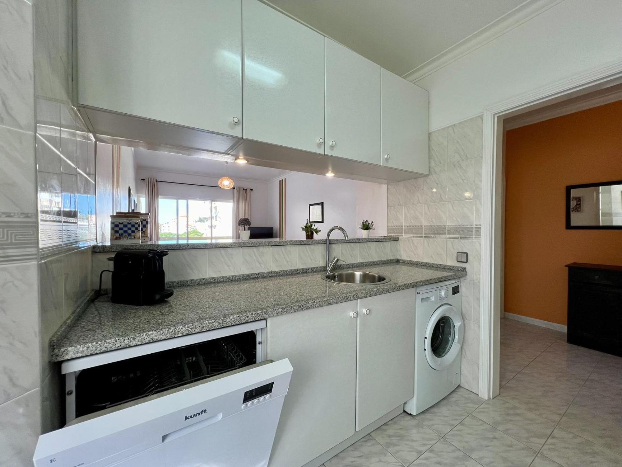 Albufeira Concept 2 With Pool By Homing Apartment *